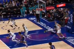 沾衣十八跌？恩比德腳下綿軟連續(xù)沖擊內(nèi)線倒地造犯規(guī)???♂?