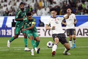 直播吧：國(guó)足11月可能交手烏茲別克、沙特，地點(diǎn)計(jì)劃安排在杭州