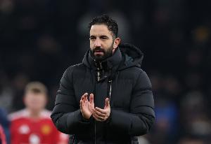 曼聯(lián)本賽季英超5個主場拿下4勝，也是2年來首次主場聯(lián)賽4連勝