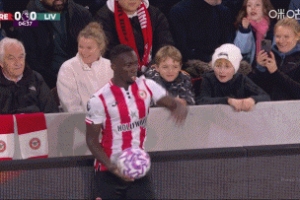 利物浦第5分鐘丟球！小蜜蜂大力手拋球，瓦塔拉凌空勾射破門