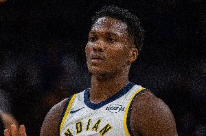 離場(chǎng)前砍下26分！步行者官方：馬瑟林右腿酸痛本場(chǎng)不會(huì)回歸