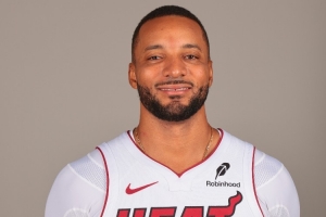 頭號得分手！鮑威爾15中7&12罰全中轟全隊最高29分 另有7板3助3斷