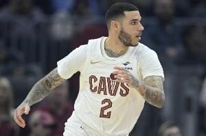 健康打球！NBA官推祝朗佐-鮑爾28歲生日快樂(lè)??????