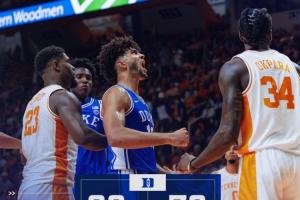 沖狀元！布澤爾兒子杜克季前賽狂轟24分23板送摘帽 上一場33+12+4