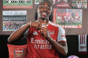 詹?。簶屖指邔雍徒叹殘F(tuán)隊(duì)有預(yù)見(jiàn)性 狠抓防守引援也鞏固防守優(yōu)勢(shì)