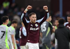 打進(jìn)制勝球！卡什：續(xù)約已達(dá)成協(xié)議，迫不及待要繼續(xù)效力維拉