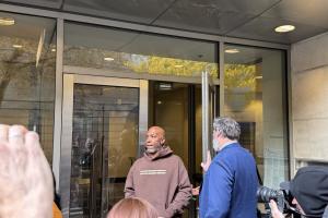 隊(duì)員眼中的好教練！為什么比盧普斯被捕造成了如此大的傷害？