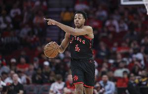 戲份不多！斯科蒂-巴恩斯7投3中 得到8分3籃板2助攻1蓋帽