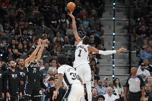 連續(xù)88場送出火鍋！ 文班連場封蓋排名升至第4 尤因最長連續(xù)145場