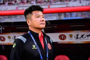 李金羽：引進(jìn)外援時(shí)先讓看沈陽航拍視頻；我不怎么灌輸復(fù)雜技戰(zhàn)術(shù)