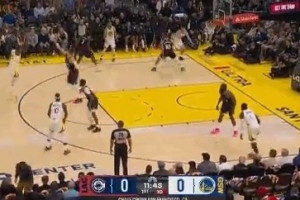 敲山震虎！追夢開場接球面對祖巴茨 三分上來就命中！