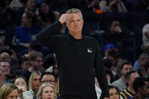 科爾談最近的“勇三瘋”：更好地掌控了比賽節(jié)奏 限制對手的轉(zhuǎn)換