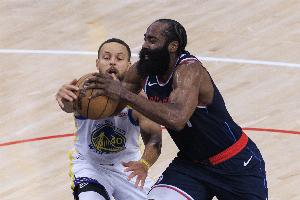 不容易！勇士時隔2年再次戰(zhàn)勝快船 終結(jié)對其的7連??！