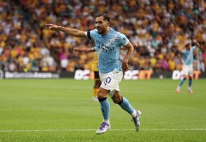 曼晚：謝爾基潛力巨大但還在學(xué)習(xí)，這支新曼城仍有永不言棄的精神