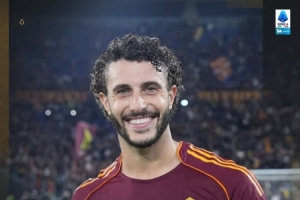 頭槌首開記錄！意甲官方：羅馬中衛(wèi)埃爾莫索當(dāng)選本場(chǎng)比賽最佳球員