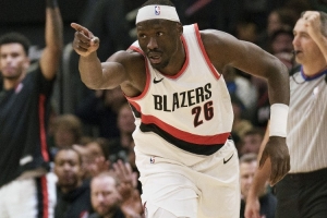 拓記：里斯是那種自帶贏家氣質(zhì)的球員 他珍惜能在NBA立足的機(jī)會(huì)