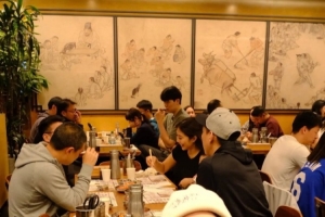 賽后吃夜宵？團隊成員：楊瀚森那天是吃晚飯&喝的清湯 沒吃烤肉