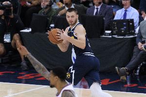 快攻小王子！布勞恩13中8得17分6籃板4助攻