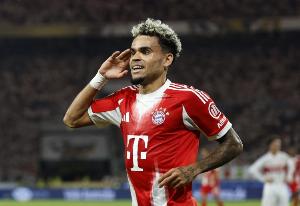 誰還嫌貴？迪亞斯基礎(chǔ)轉(zhuǎn)會(huì)費(fèi)7千萬，加盟拜仁后14場貢獻(xiàn)8球4助攻