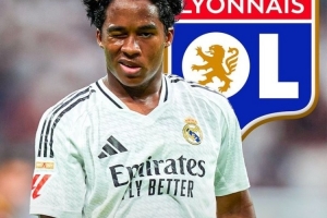 租借費半年約450萬歐！記者：里昂領(lǐng)跑恩德里克爭奪戰(zhàn)