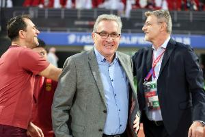 伊萬(wàn)：當(dāng)中國(guó)隊(duì)以優(yōu)異表現(xiàn)讓中國(guó)球迷開(kāi)心時(shí)，我也感到無(wú)比快樂(lè)