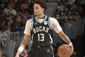 羅林斯打出巨星級(jí)別的比賽 AJ-格林能在NBA立足因?qū)⑻攸c(diǎn)最大化