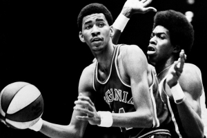 喬治-格文：30投只拿30分不能叫得分手 我12投就拿30分了