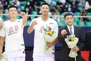 周鵬談生涯初期：宏遠(yuǎn)最差的都是國家集訓(xùn)隊 其他都是國家隊主力