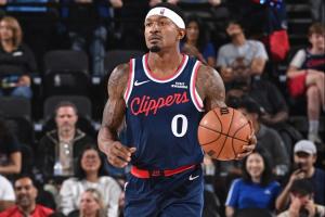 我回來了！比爾今晚將首發(fā)出戰(zhàn) 過去兩場因背部傷勢缺席！