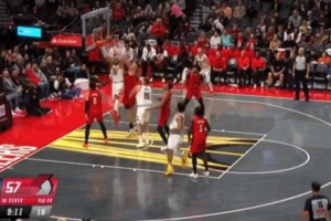 行云流水！約基奇穆雷戈登三人小配合 后者籃下輕松扣籃取分