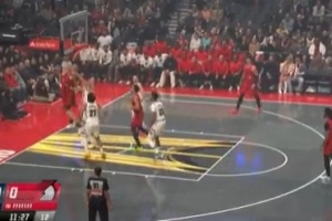 此路不通！約基奇鎮(zhèn)守內(nèi)線 大帽拒絕克林根上籃