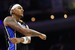 高效攻防！班凱羅15中9砍28分11板4助2帽 正負(fù)值+19