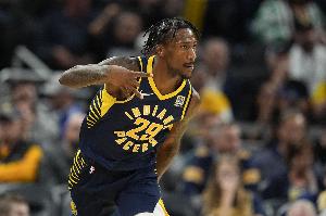 打爆庫(kù)里！昆頓-杰克遜中投定勝局 16中10砍生涯新高25分6板10助