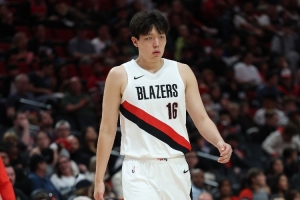 媒體人：阿夫迪亞霍勒迪周末都去參加活動了 楊瀚森這是加班訓練