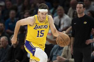 場均32+5+9！雷迪克：里夫斯是一名全明星級別的球員