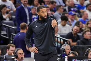 太準(zhǔn)了！黃蜂首節(jié)三分球13中7&命中率超五成 轟39分領(lǐng)先爵士14分