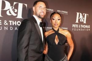 被榨干了？克萊本賽季場均僅8.7分&命中率33.3% 多項數(shù)據(jù)創(chuàng)新低