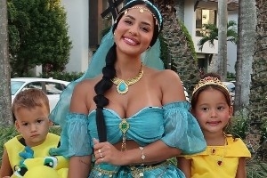 身材火辣逆天！希羅女友COS阿拉丁神燈女主角 希羅COS野獸