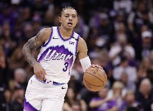 表現(xiàn)尚可！基昂特-喬治出場33分鐘 18投8中砍下25分2籃板7助攻