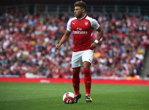 人無再少年！保持狀態(tài)，32歲張伯倫正隨老東家阿森納U21進(jìn)行訓(xùn)練