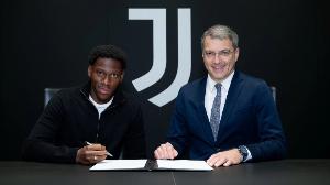 瑞天空：?jiǎn)碳{森-戴維可能在冬季離開尤文，已經(jīng)聯(lián)系過熱刺和拜仁