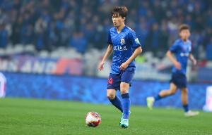 東體：謝鵬飛、戴偉浚亞冠能否出場(chǎng)，要看斯盧茨基的打法安排