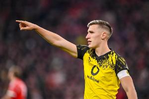 圖片報：施洛特貝克今日將單獨訓(xùn)練，科瓦奇認(rèn)為他可首發(fā)出戰(zhàn)曼城