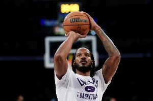 18年職業(yè)生涯如何保持狀態(tài)？阿里扎：母親基因好 沒比賽也練力量