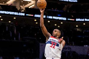 場(chǎng)均11.3分！明天奇才客戰(zhàn)綠軍 米德爾頓因膝蓋酸痛繼續(xù)缺陣