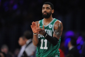 貝弗利：歐文在綠軍時靠能力打首發(fā) 他單挑摧毀了每個隊(duì)友