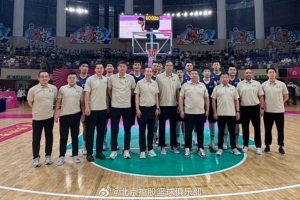 北京籃球發(fā)展史上首次聯(lián)隊！我們將一同為城市而戰(zhàn) 為北京加油