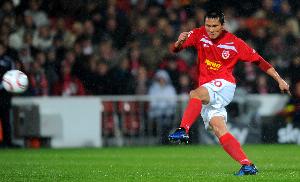 粵媒：9年德國足球洗禮和沉淀，讓邵佳一跳出了傳統(tǒng)土帥思維局限