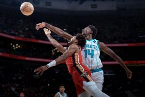 年薪3000多萬(wàn)就這表現(xiàn)？普爾14投僅3中拿11分6助 三分6中1&3失誤