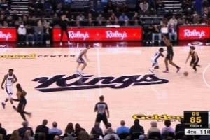 磨蹭啥呢？勇士末節(jié)第一攻波杰姆斯基8秒未過半場